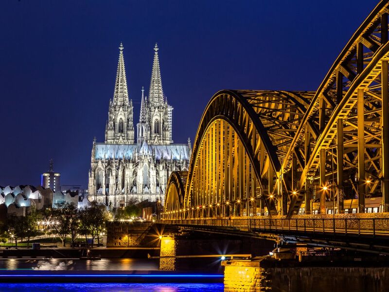 EXPRESS BENELUX & PARİS 2025 (ORY-AMS)